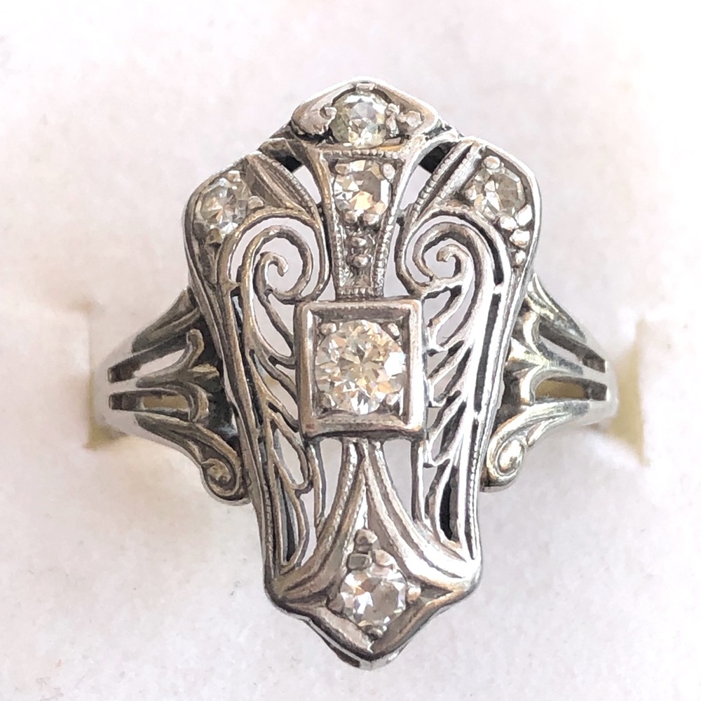Antique Diamond 14K White Gold Filigree Delicate Ring